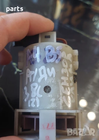 Клапан - Сензор Климатик Ауди А4 B5 (2) - A3 8L
- VW, снимка 5 - Части - 51058632