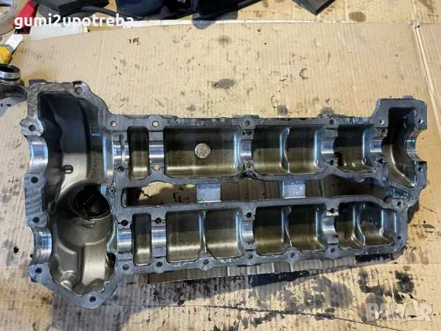 Капак Клапани A6420101630 Mercedes E class W211 4Matic Tmodel 320CDI, снимка 4 - Части - 50261196