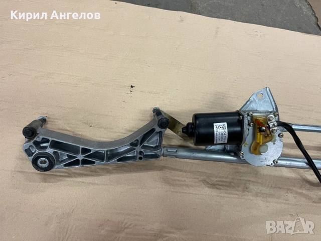 Механизма на чистачките за Mercedes C-class  W203 / CLK W209, снимка 4 - Части - 51562204