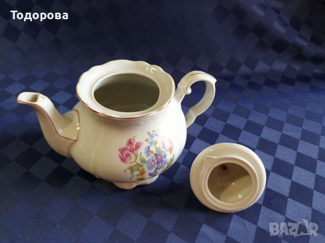 Порцеланов чайник -Сталин -Видин - 1959 г., снимка 3 - Сервизи - 45723913