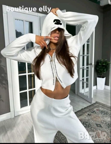 дамски комплект в бяло 