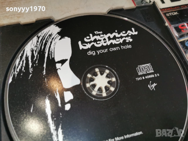 THE CHEMICAL BROTHERS CD 0403261031, снимка 14 - CD дискове - 53703189