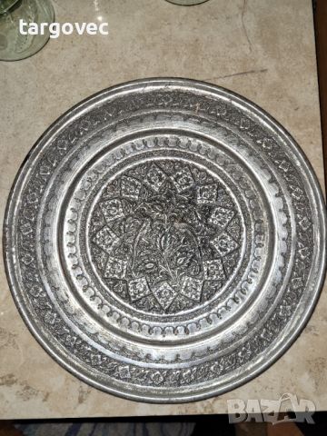Разкошна ръчно кована арабска чиния