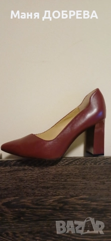 Продавам обувки, снимка 2 - Дамски обувки на ток - 52404775