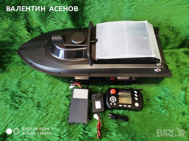 Лодка за захранка с GPS ; сонар ; автопилот ; 7,4V ; 16+1 поз., снимка 1 - Такъми - 42309458