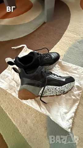 Сникърски stela maccartney 36 н