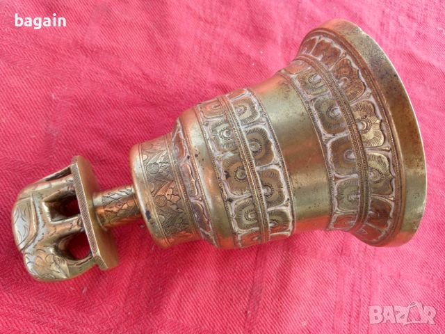 Стара бронзова камбана., снимка 1 - Антикварни и старинни предмети - 46318819