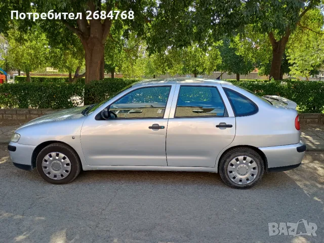 Seat Cordoba 1.4, снимка 8 - Автомобили и джипове - 49532197