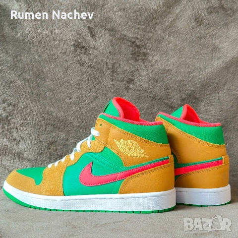 Jordan 1 Mid (42,5), снимка 3 - Спортно елегантни обувки - 54279306