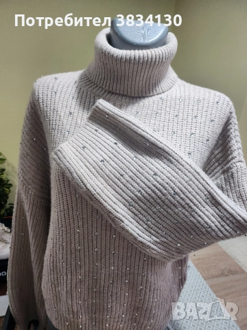 Дамски пуловер ( бежов с камъни), снимка 4 - Блузи с дълъг ръкав и пуловери - 52065637