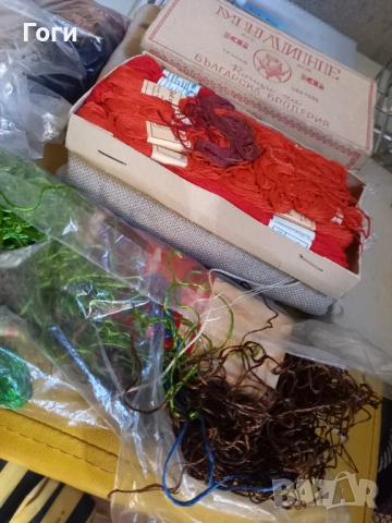 Конци за бродерия чисто нови 