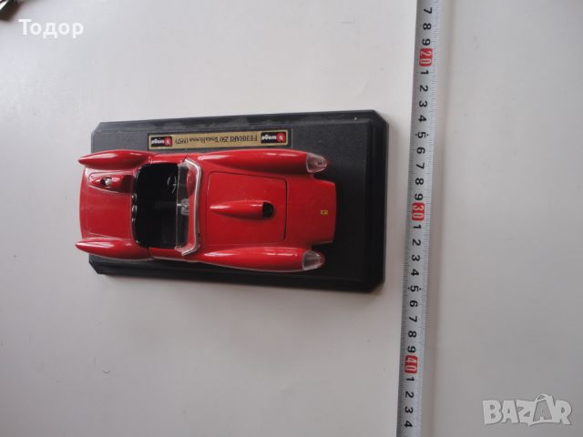 Кола количка Ferrari 250 Testa Rossa Burago 1 към 24, снимка 3 - Колекции - 45320771