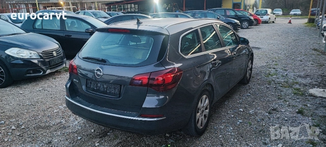 Opel Astra 1.6 CDTI Cosmo, снимка 4 - Автомобили и джипове - 54096620
