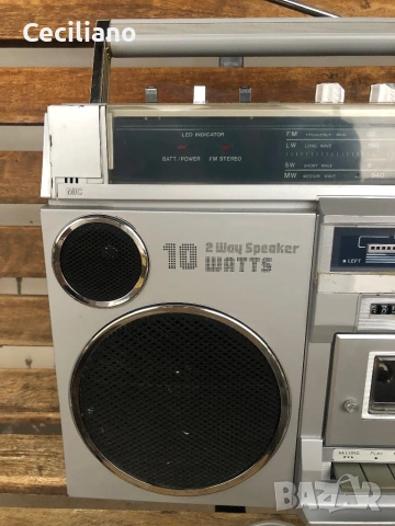 Радиокасетофон  Club 6001(Germany), снимка 2 - Радиокасетофони, транзистори - 53490242