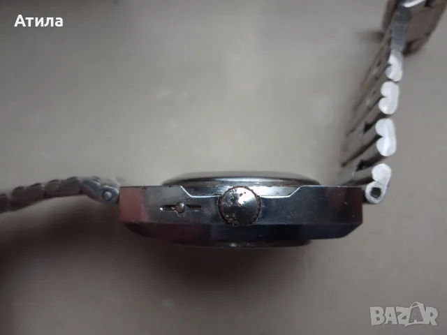 часовник слава автоматик , снимка 4 - Антикварни и старинни предмети - 49697316