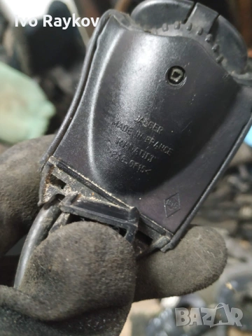 Лостче аудио управление Renault Kangoo , Megan , 8200248705, снимка 4 - Части - 53620264