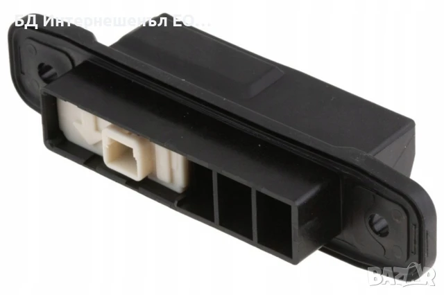 84840-0T010  Бутон за отваряне на багажник, Toyota, Highlander XU50, Европейски, снимка 3 - Части - 51286369