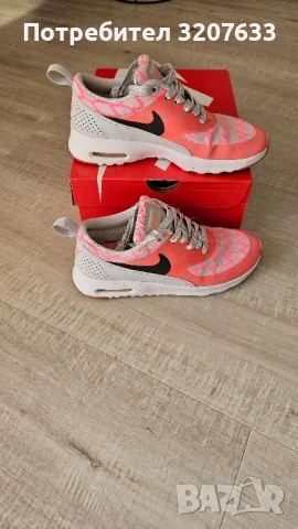 Оригинални дамски маратонки "Nike", снимка 4 - Маратонки - 51024265