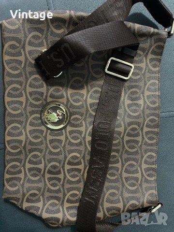 Маркова голяма чанта , снимка 4 - Чанти - 53399647