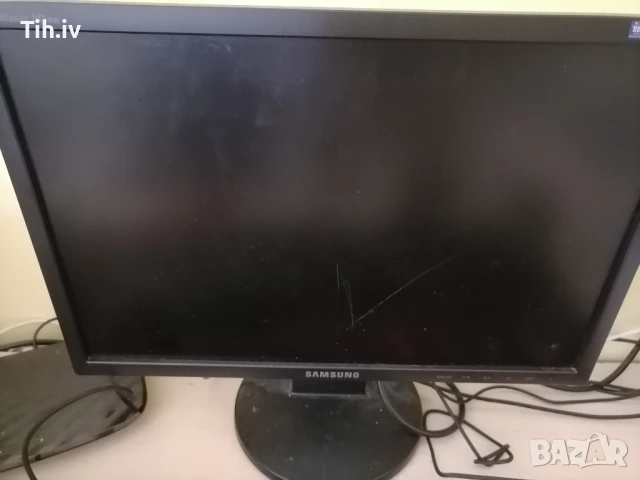 Монитор Samsung 17, снимка 4 - Монитори - 50665926