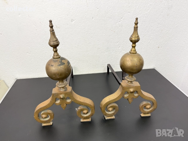 Чифт антични месингови подпори за камина. №7788