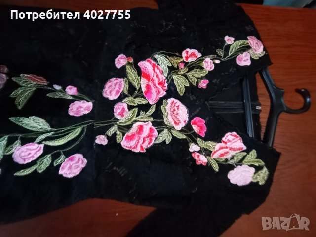 Рокля от дантела. Чисто нова