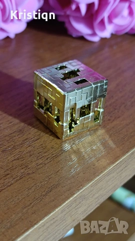 kinder joy златно кубче (рядко), снимка 3 - Колекции - 53852319