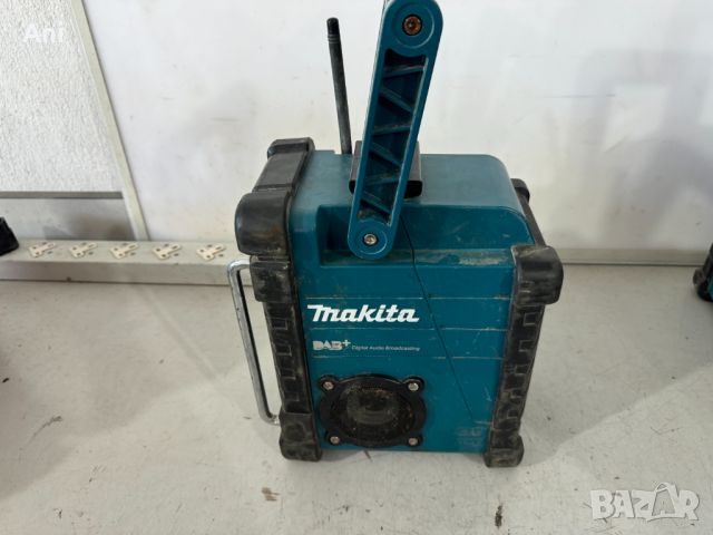 Радио - Makita DMR 110 (Solo), снимка 2 - Други машини и части - 46752670