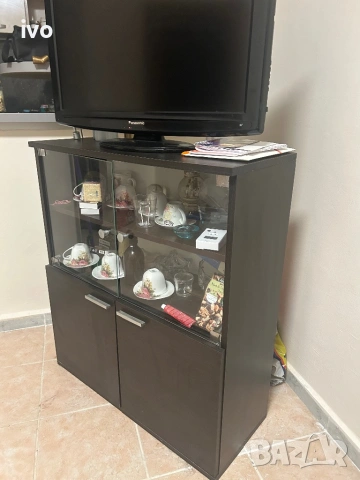 Продава комплект шкафове и легло с механизьм