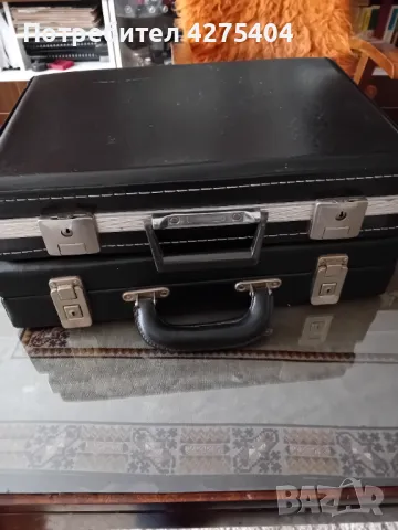 Дипломатическо кожено куфарче