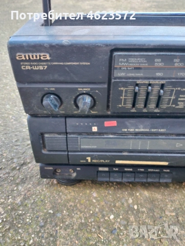 Радиокасетофон Aiwa, снимка 2 - Антикварни и старинни предмети - 53110660