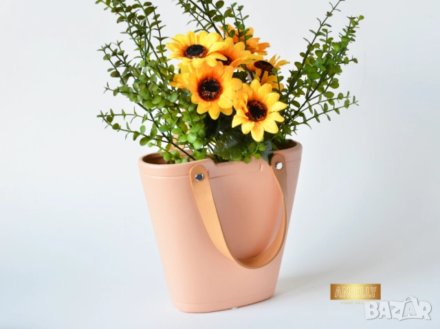 Керамична Декоративна Кашпа във Формата на Дамска Чанта / Саксия Цвят Праскова / Подарък за Нов Дом, снимка 5 - Вази - 52395340