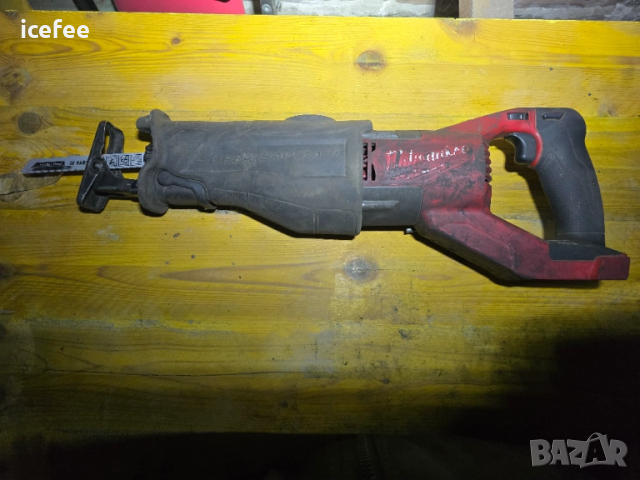 Саблен трион Milwaukee M18FSX