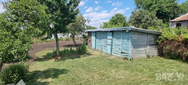 Парцел в регулация, бунгало, ток, вода, сондаж, овощни дръвчета., снимка 7 - Парцели - 53813164