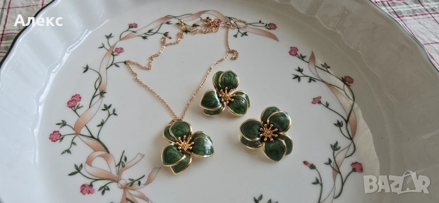 Разкошен комплект колие с обеци, емайл., снимка 5 - Обеци - 53829609