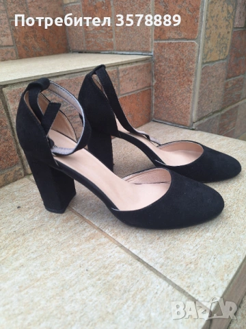 Елегантни дамски обувки номер 38