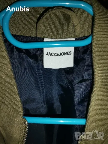 НОВО Jack & Jones - Яке бомбър с джобове с цип, снимка 4 - Якета - 47805691