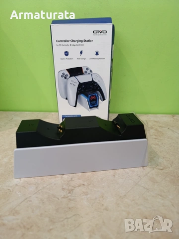 Зарядна станция OIVO за 2 контролера PS5 (DualSense), снимка 2 - Аксесоари - 53637204