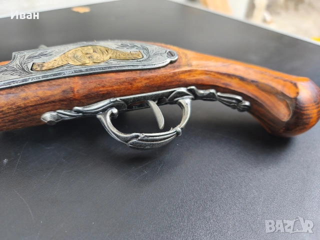 Кремъчен пистолет Реплика за възстановки и декорация , снимка 10 - Антикварни и старинни предмети - 53719338