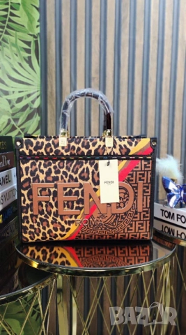 чанти fendi versace, снимка 9 - Чанти - 51454838