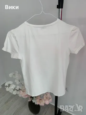 Тениска Guess за 16г, но е подходяща за XS-S, снимка 6 - Тениски - 49692941