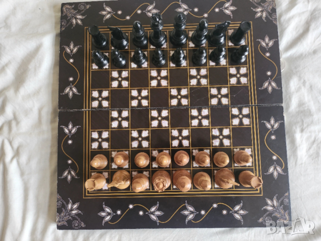 шах и табла - голям 49 х 47,3 см - комплект с фигури/пулове+зарове