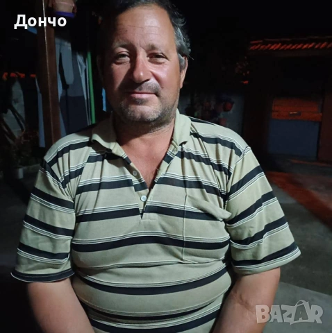 Продавам 4 леки коли за части и трактор Т-16!!!  0898786625 Дончо