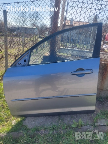Предна лява врата за мазда 3 бк седан 