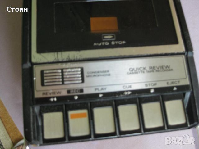 Моно касетофон Хитачи, идеално работещ, след профилактика, снимка 2 - Радиокасетофони, транзистори - 46463289