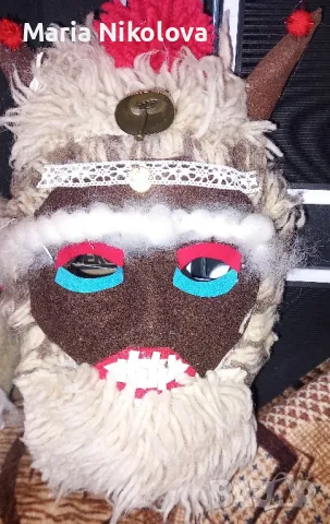 Предлагам кукерски маски