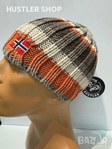 Зимна шапка NAPAPIJRI 