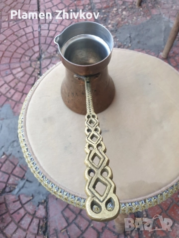 Голямо бакърено джезве с месингова дръжка, снимка 5 - Антикварни и старинни предмети - 52360930