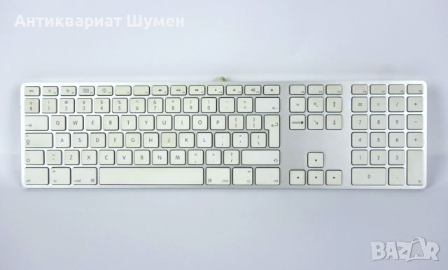 Оригинална алуминиева клавиатура Apple A1243 с кабел, снимка 1 - Клавиатури и мишки - 46796601