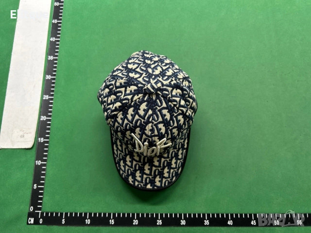 шапки с козирка Gucci Christian Dior 